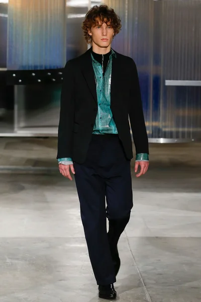 Look 47